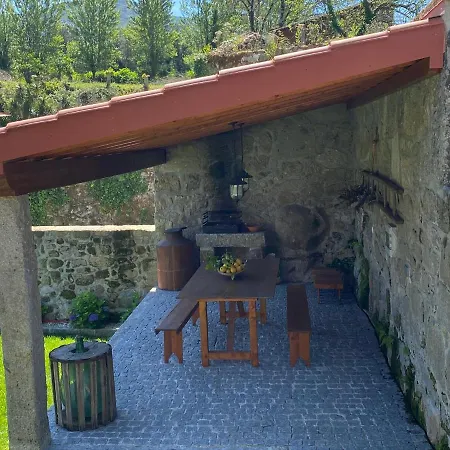 Mariana's Heartmade House * Caldelas