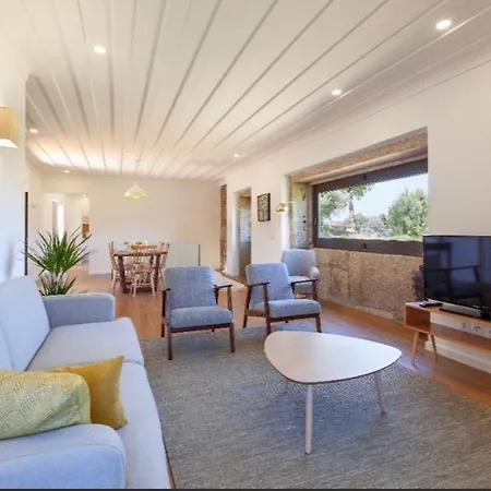 Mariana's Heartmade House * Caldelas