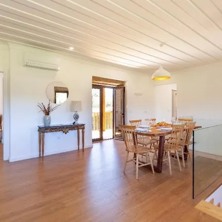 Mariana's Heartmade House בית כפרי *