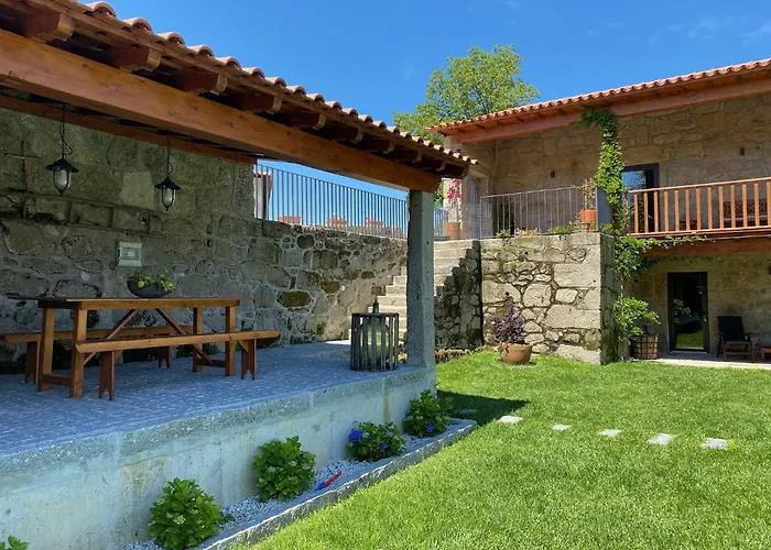 Gospodarstwo wiejskie Mariana's Heartmade House Caldelas