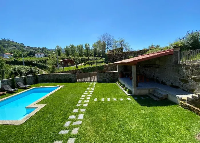 Mariana's Heartmade House * Caldelas