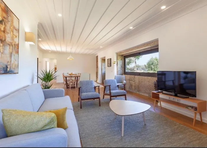 Mariana's Heartmade House * Caldelas