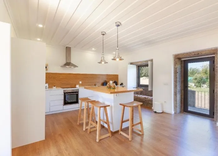 Mariana's Heartmade House Caldelas