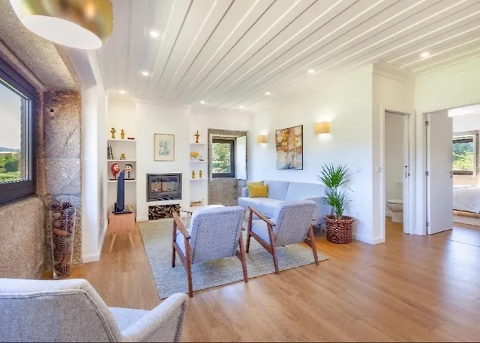 Mariana's Heartmade House * Caldelas